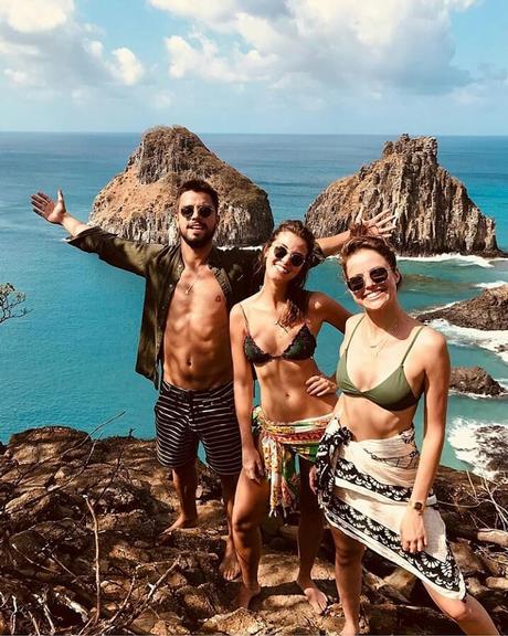 Agatha Moreira e Rodrigo Simas em Fernando de Noronha