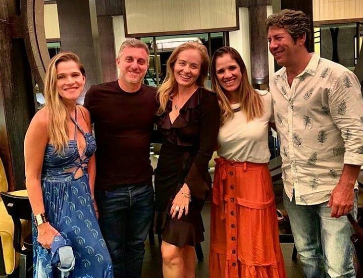 Angélica e Luciano Huck curtem viagem em família para a África do Sul