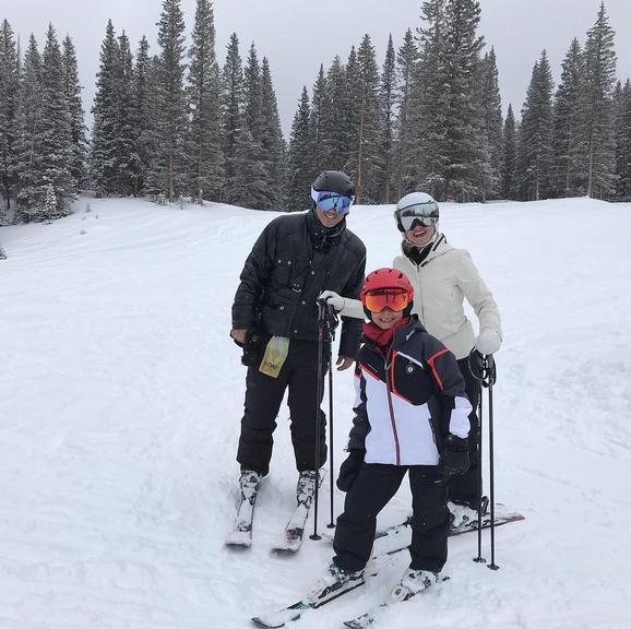 Eliana curte férias em Aspen