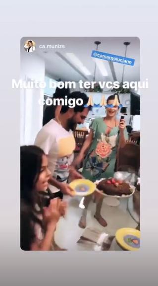 Luciano comemora 46 anos ao lado da família