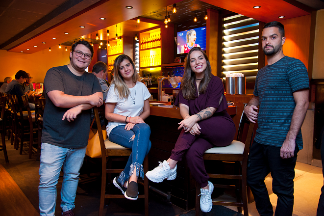 Bruna Unzueta e namorado Felipe Balaban com os amigos Fani Caprotti e Sammy Tichauer 