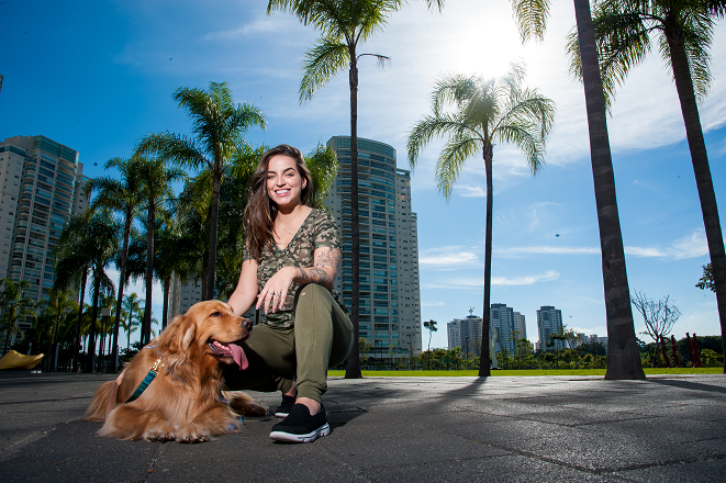 Bruna Unzueta passeando com o seu querido Afonso usando o GOwalk Evolution Ultra