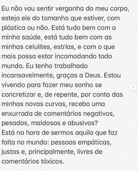 Cleo Pires desabafa sobre pressão para ter a aparência ''perfeita''