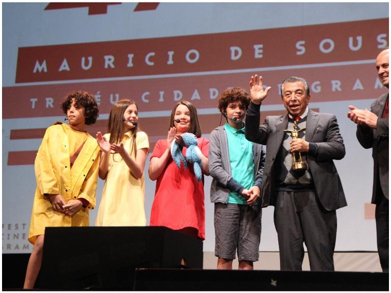 Maurício de Souza foi homenageado no Festival de Gramado