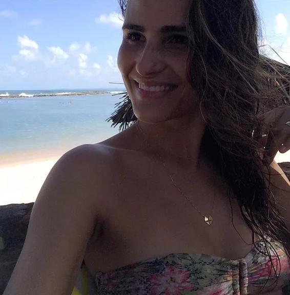 Murilo Rosa e família curtindo fim de semana em Fernando de Noronha