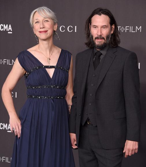 Keanu Reeves assume publicamente nova namorada após 20 anos