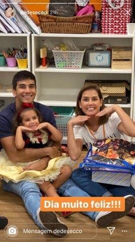 Aniversário da filha de Deborah Secco e Hugo Moura na escola