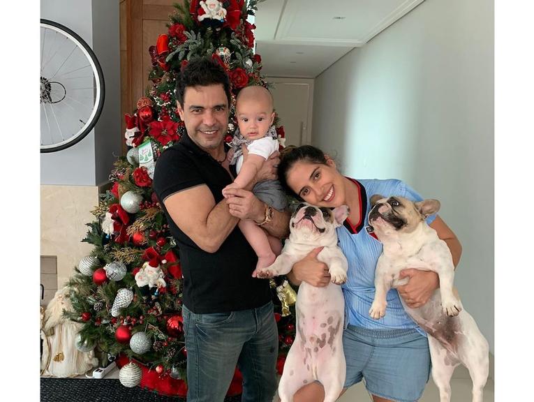 Camilla Camargo mostra primeiro Natal de Joaquim