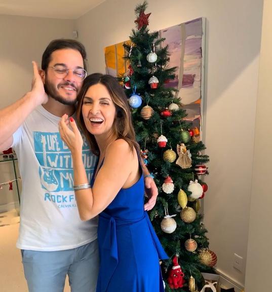 Fátima Bernardes comemora mais um Natal com Túlio Gadelha