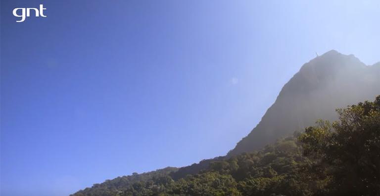 Murilo Benício mostra mansão moderna com vista para o Cristo