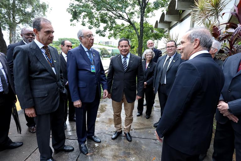 Vice-presidente da República Hamilton Mourão visita sede da TV Cultura