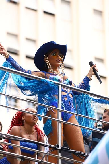 Anitta, Luísa Sonza e MC Rebecca arrasam no Bloco da Anitta