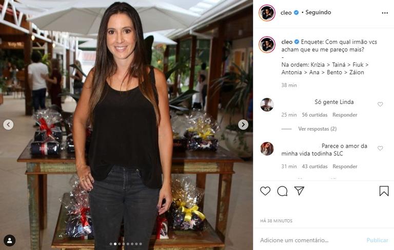 Cleo mostra fotos dos irmãos e questiona semelhança