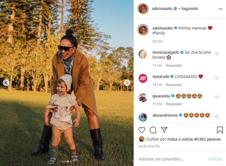 Sabrina Sato compartilha cliques inéditos ao lado da família