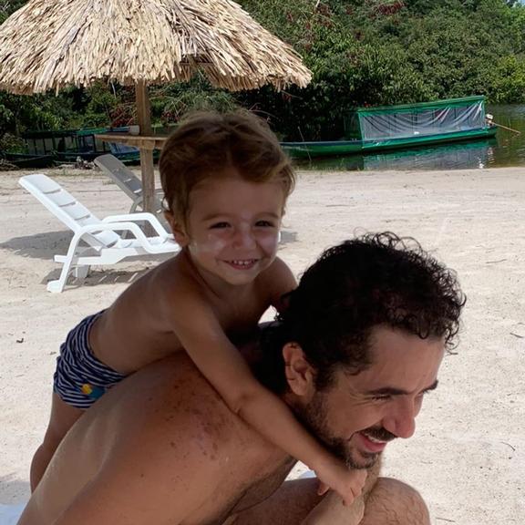 Rafa Brites relembra viagem em família à Amazônia e encanta 