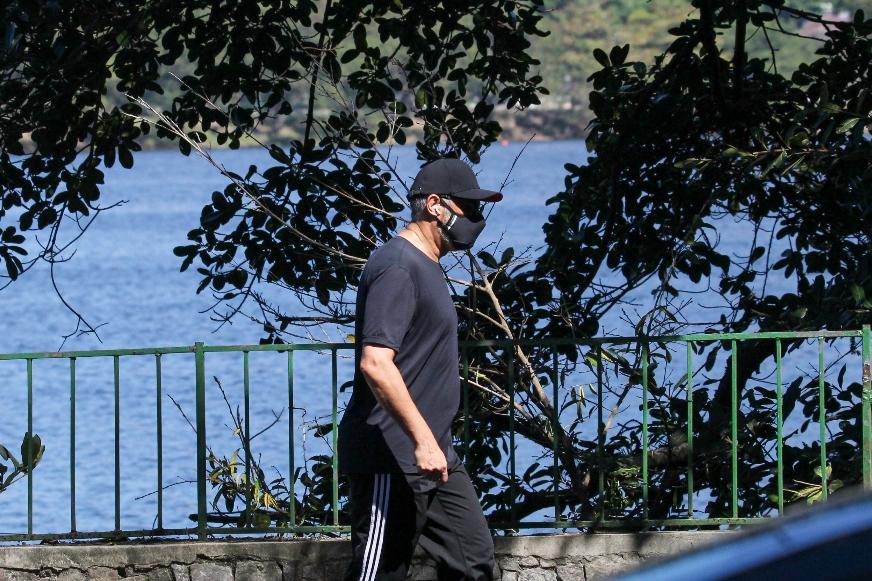 William Bonner faz exercício na Lagoa Rodrigo de Freitas