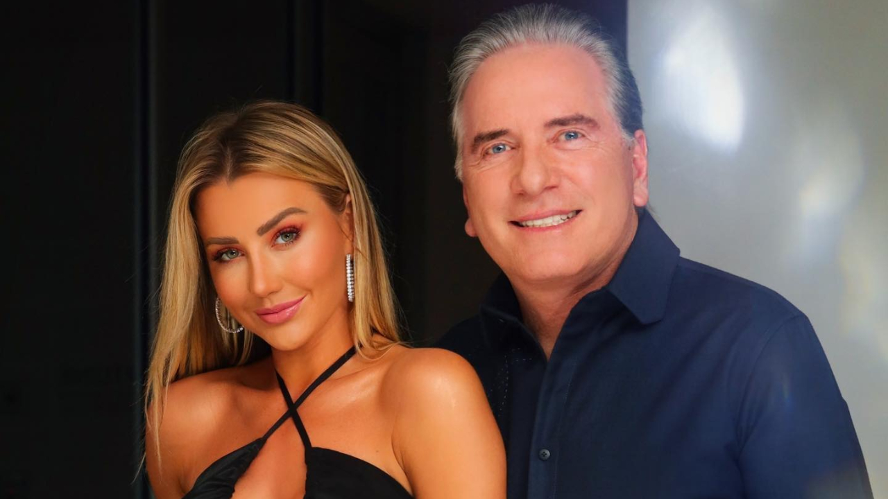 Celebrando 7 anos de casamento, Ana Paula Siebert e Roberto Justus viajam para a Dinamarca