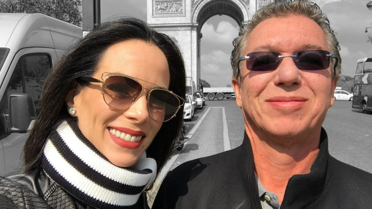 Boninho se derrete por Ana Furtado ao lembrar clique coladinho com a amada: ” Eu preciso dizer que te amo”