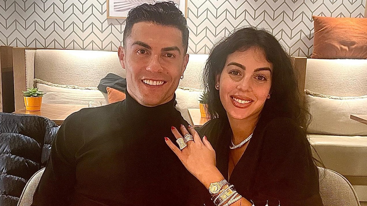 Cristiano Ronaldo anuncia morte de um dos filhos gêmeos: “Nosso anjo”