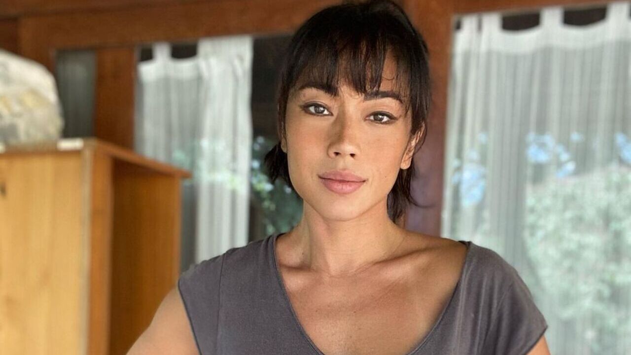 De biquíni, Dani Suzuki exibe corpaço torneado e recebe elogios: ”Simplesmente maravilhosa”