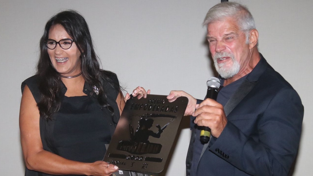 Famosos marcam presença no ‘Prêmio Empoderadas 2022’