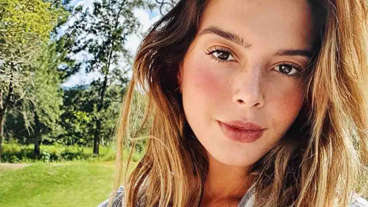 Giovanna Lancellotti abusa da sensualidade e mostra corpaço na Sapucaí