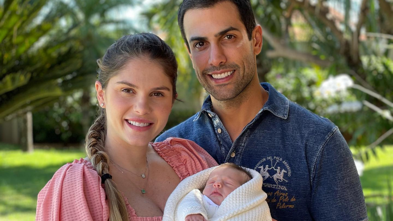 Gustavo Theodoro se derrete ao publicar fotos perfeitas da filha: ”Parece um sonho”