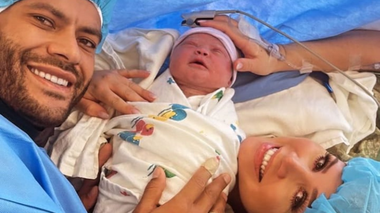 Nasce Zaya, primeira filha de Hulk Paraíba e Camila Ângelo: “Minha princesa”