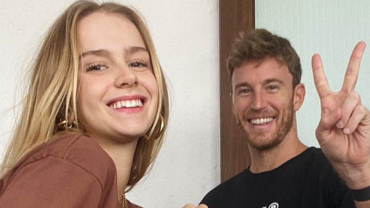 Isabella Scherer revela sexo dos filhos gêmeos e comemora: “Presenteados pelo universo”