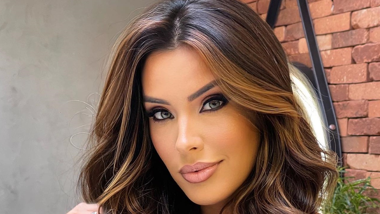 Perfil de Ivy Moraes é invadido e ex-BBB é acusada de destruir noivado