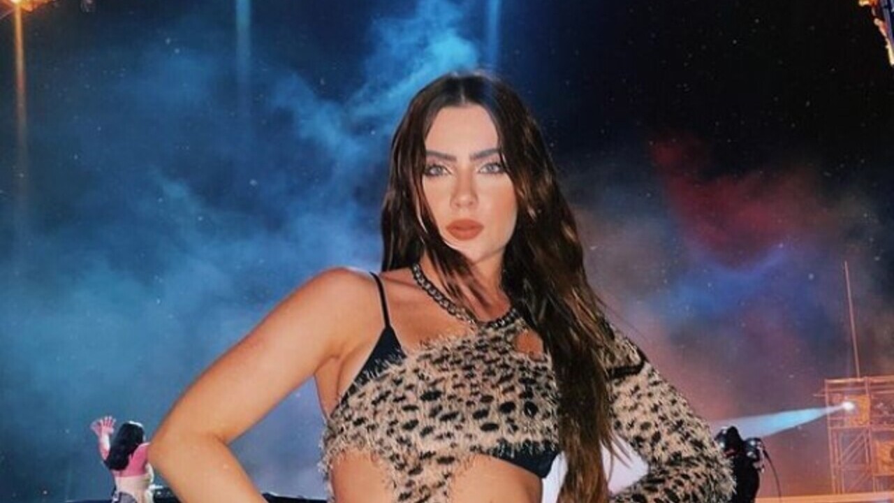 Jade Picon fica com medo após turbulência em avião indo para São Paulo: “Rindo de nervoso”