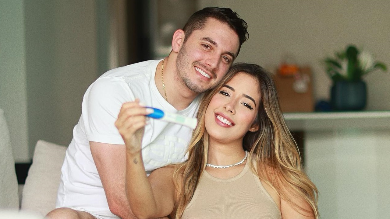 Jonas Esticado e Bruna Hazin estão à espera do primeiro filho: ”Extensão do nosso amor”