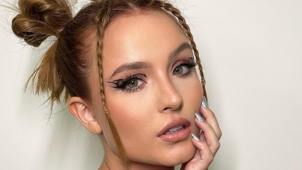Larissa Manoela é anunciada como musa de camarote no Carnaval do Rio