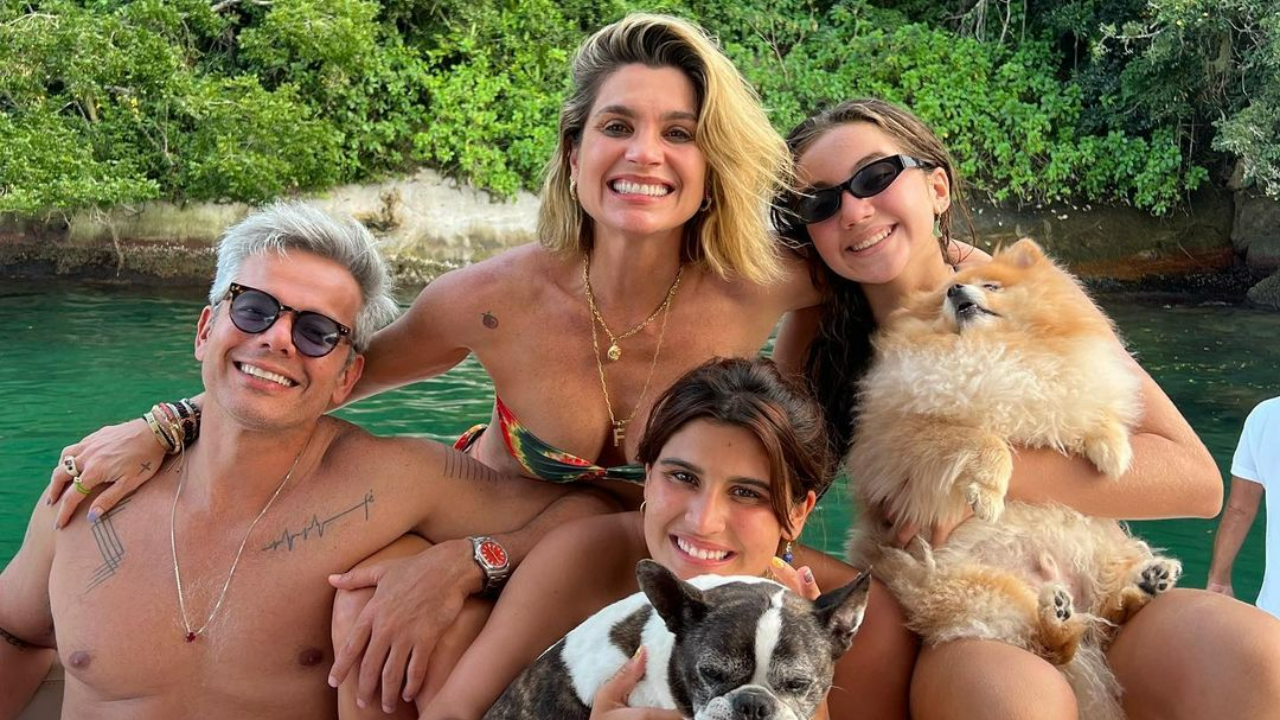 Otaviano Costa diverte a web ao exibir maluquices de sua família: ”Vocês são demais!”