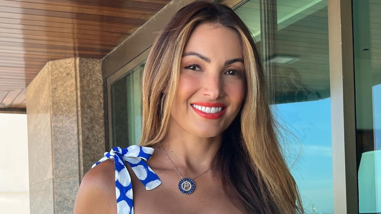 Patrícia Poeta exibe boa forma na academia e impressiona: ”Que linda”