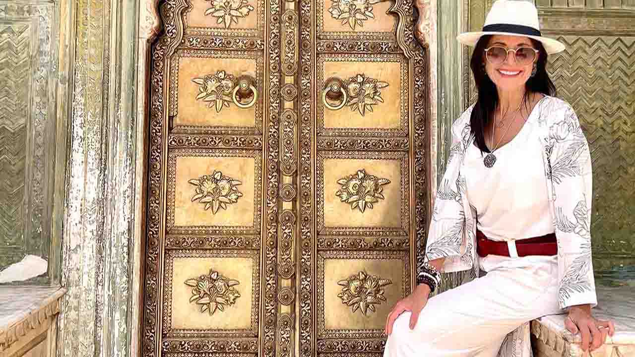 Patty Leone viaja para a Índia e mostra os principais pontos turísticos do país