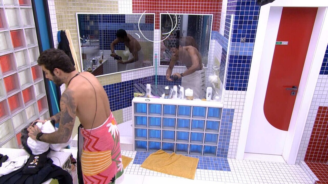 BBB 22: Pedro Scooby e Paulo André comentam volta de Arthur Aguiar