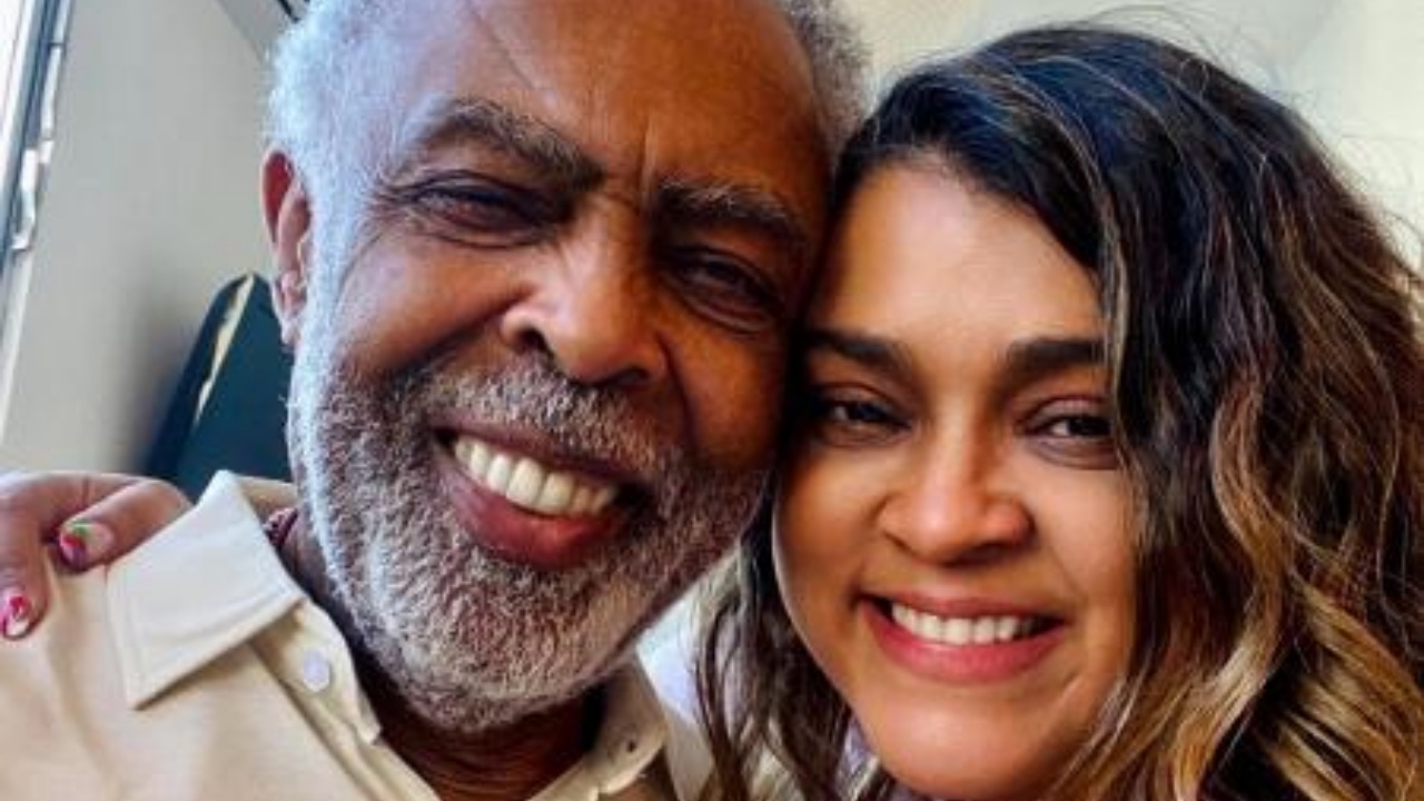 Gilberto Gil recebe homenagem de Preta após posse na Academia Brasileira de Letras