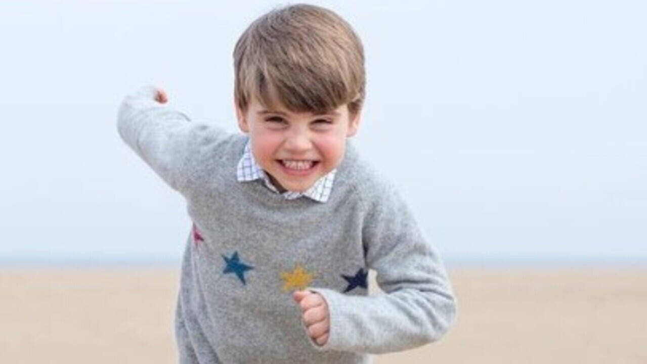 Kate Middleton compartilha fotos do filho Louis na véspera de seu aniversário