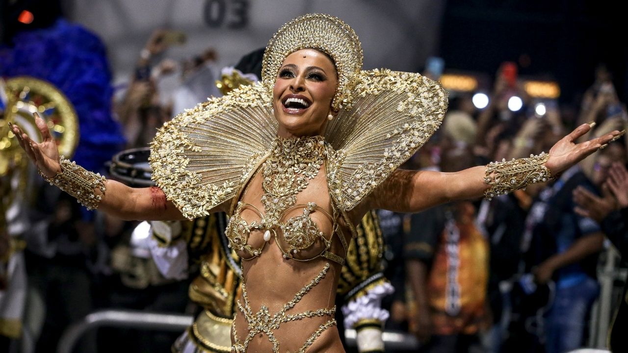 Sabrina Sato vai desfilar no Rio de Janeiro e em São Paulo na mesma noite