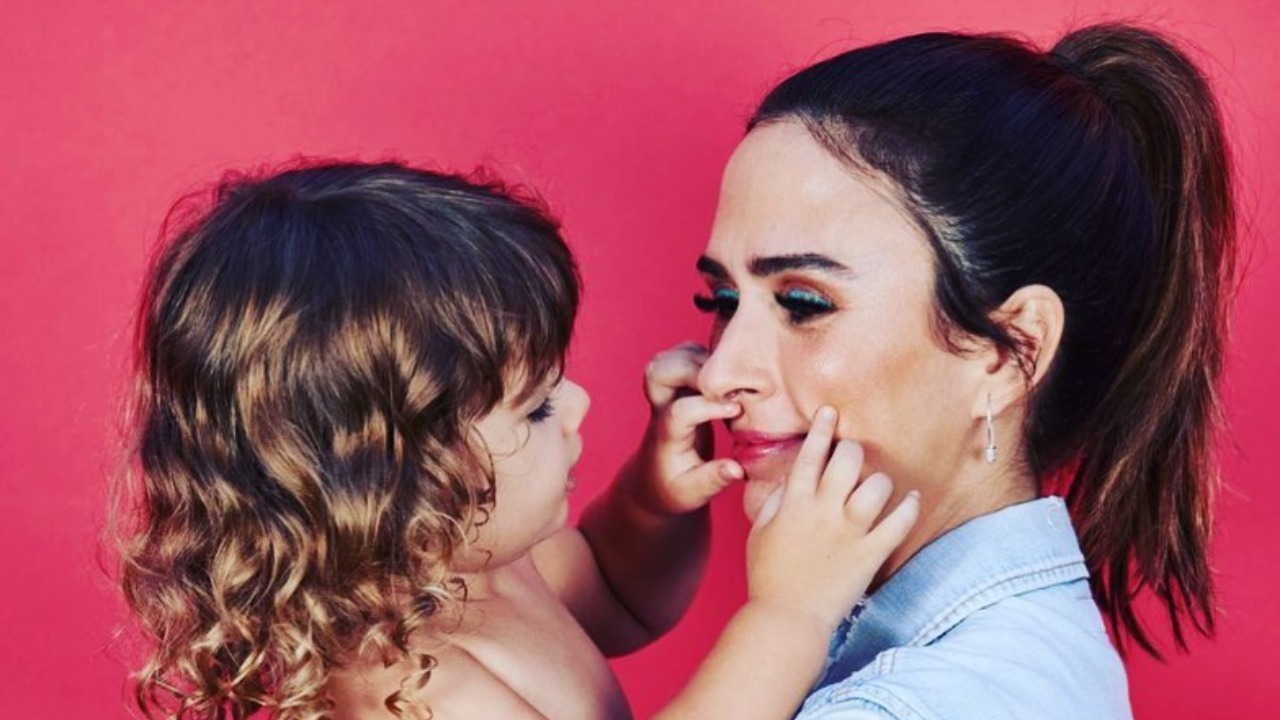 Tata Werneck compartilha momento ‘Pedro Scooby’ da filha Clara Maria e encanta: ”É a sua cara!”