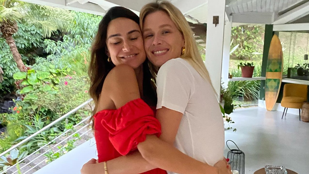 Fiorella Mattheis parabeniza Thaila Ayala em seu aniversário: “Te amo”