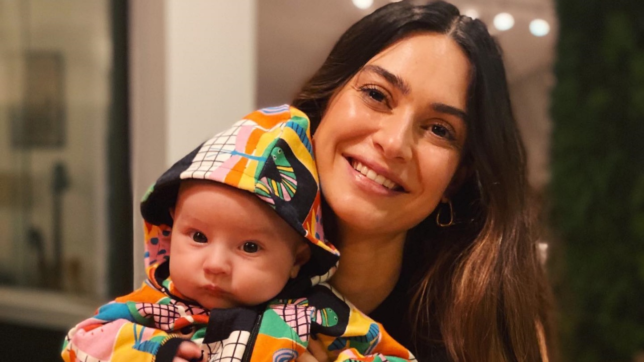 Thaila Ayala celebra mesversário do filho: ”4 Meses de Francisco”