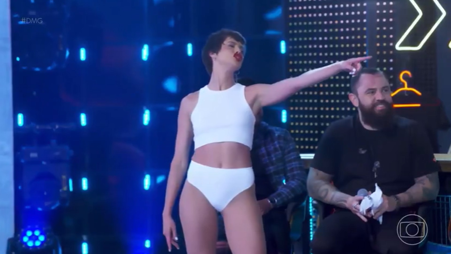 Agatha Moreira celebra vitória em quadro do ‘Domingão’: ”Me senti a própria Miley Cyrus”
