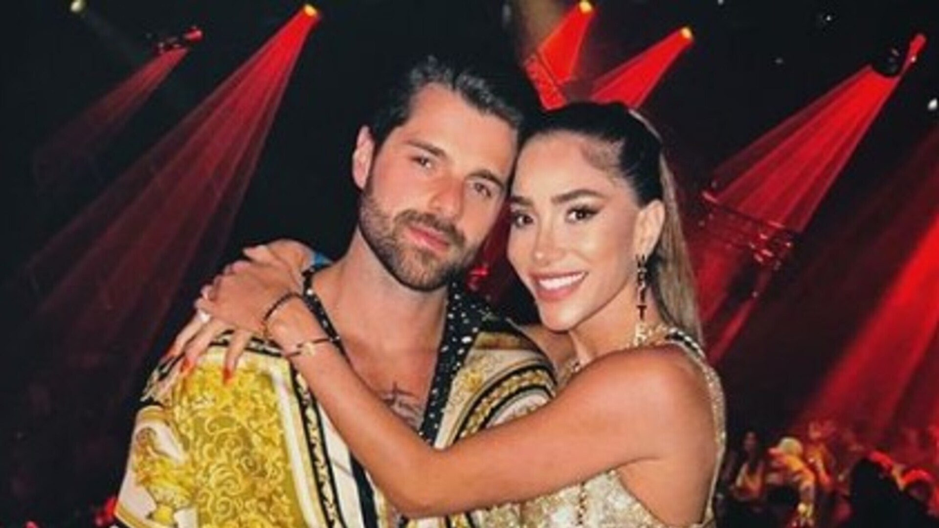 Alok publica fotos ao lado de sua esposa Romana Novais e se declara