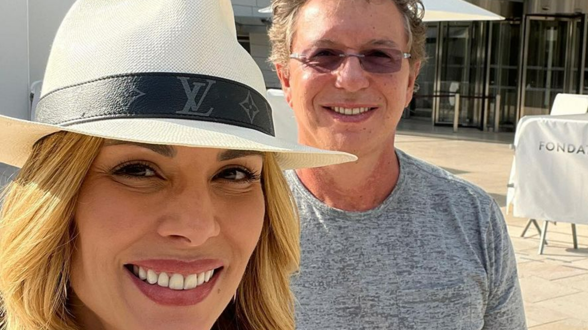 Ana Furtado abre álbum de fotos de sua viagem romântica com Boninho por Paris