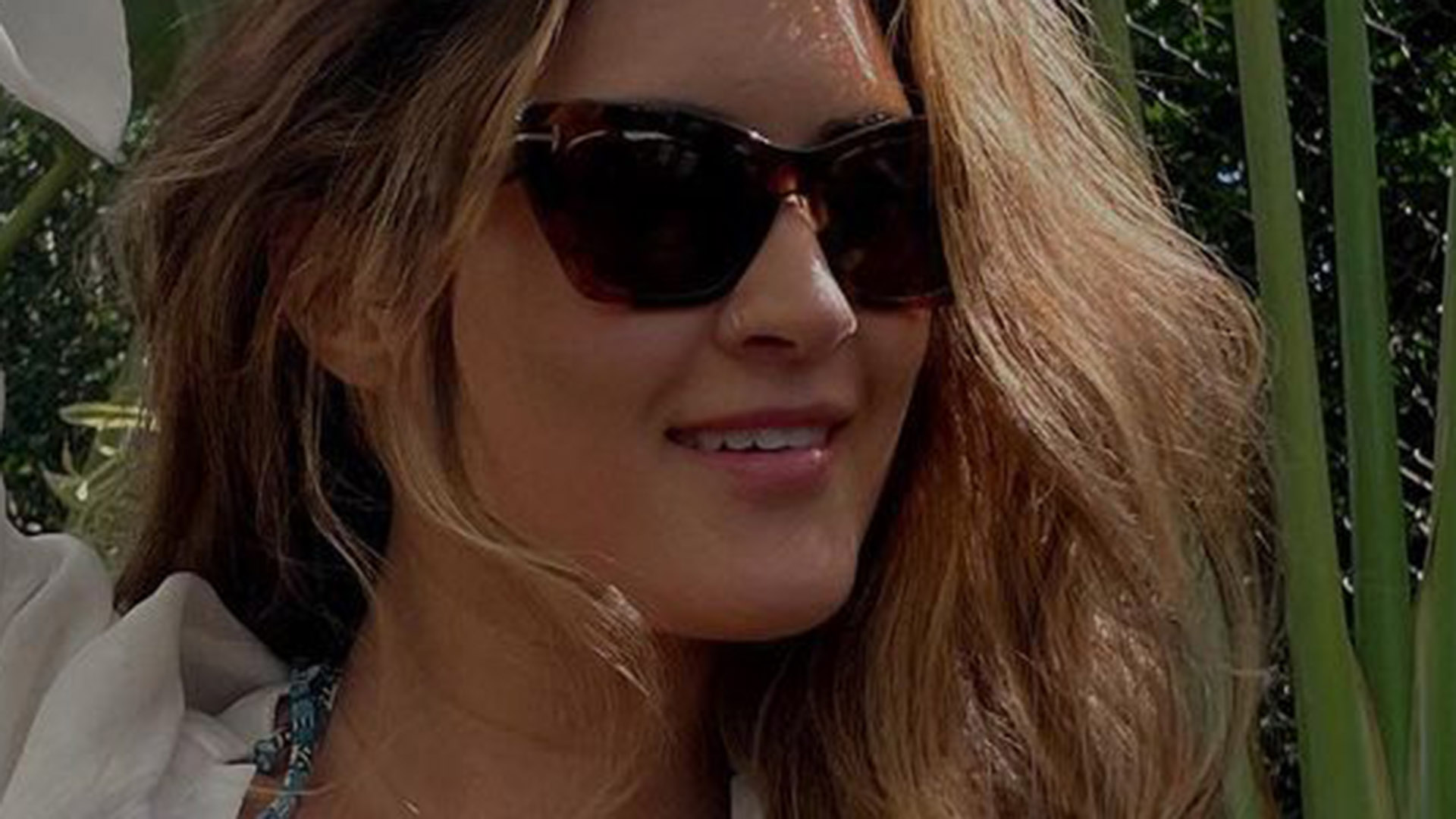 Filha de Fátima Bernardes, Beatriz Bonemer arrasa em fotos de biquíni