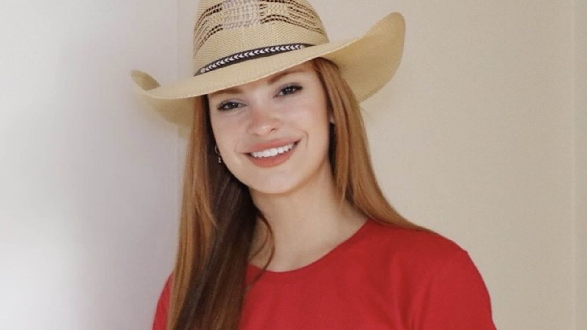 Bruna Altieri divulga o filme Sistema Bruto em Barretos