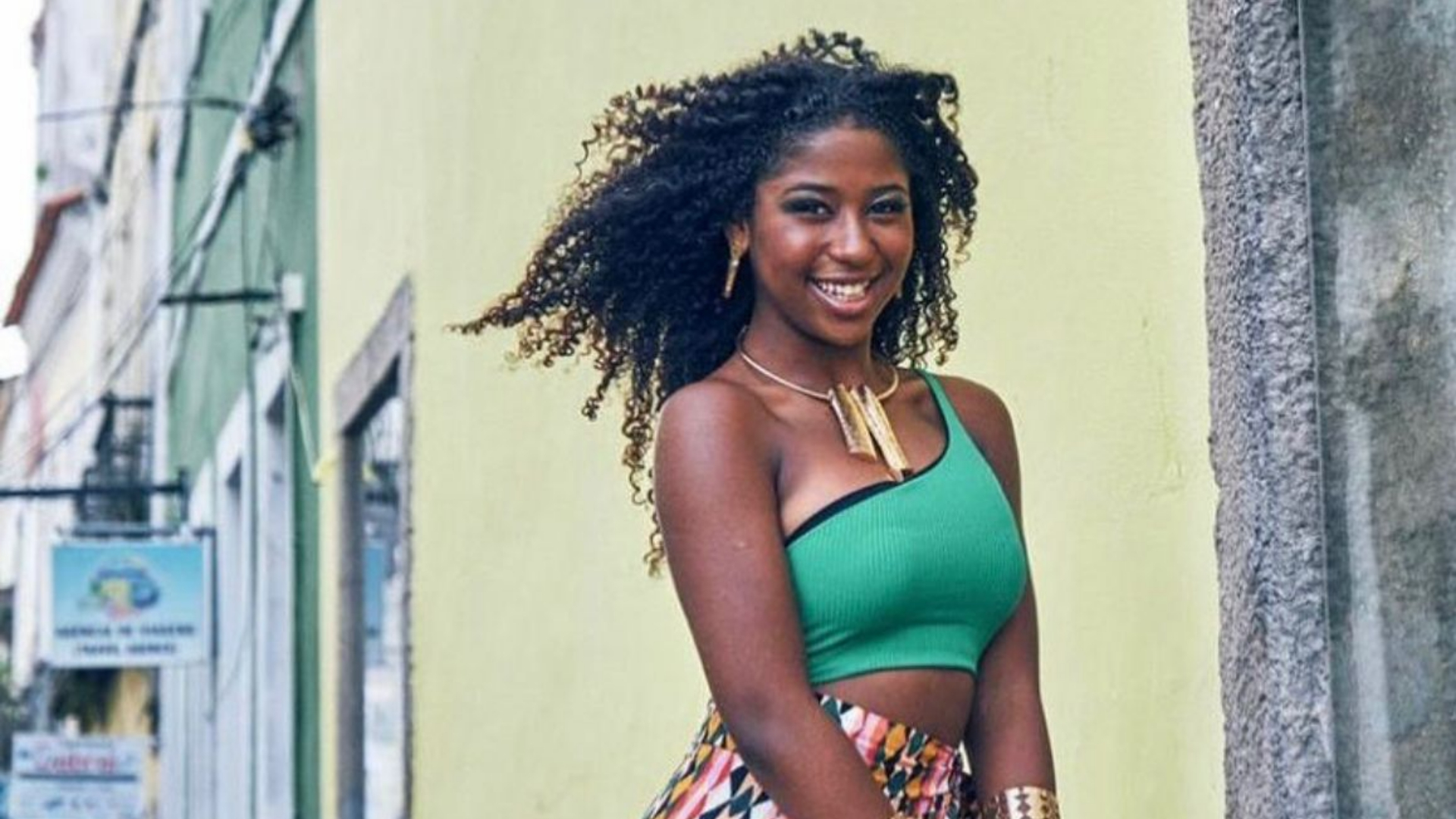 Carol Roberto dubla personagem na nova série de animação da Netflix, Menino Maluquinho