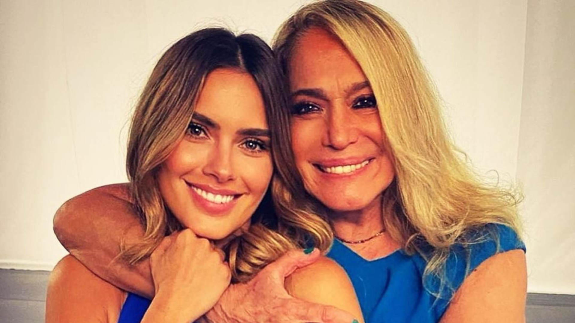 Carolina Dieckmann homenageia Susana Vieira pelos seus 80 anos e emociona